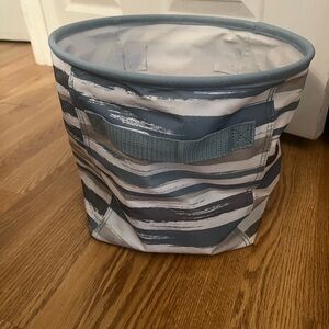 Round storage bin from Thirty-One Bags